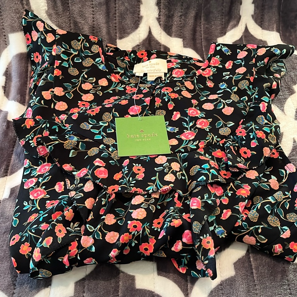 NWT Kate Spade sleeveless shirt, size Small.
